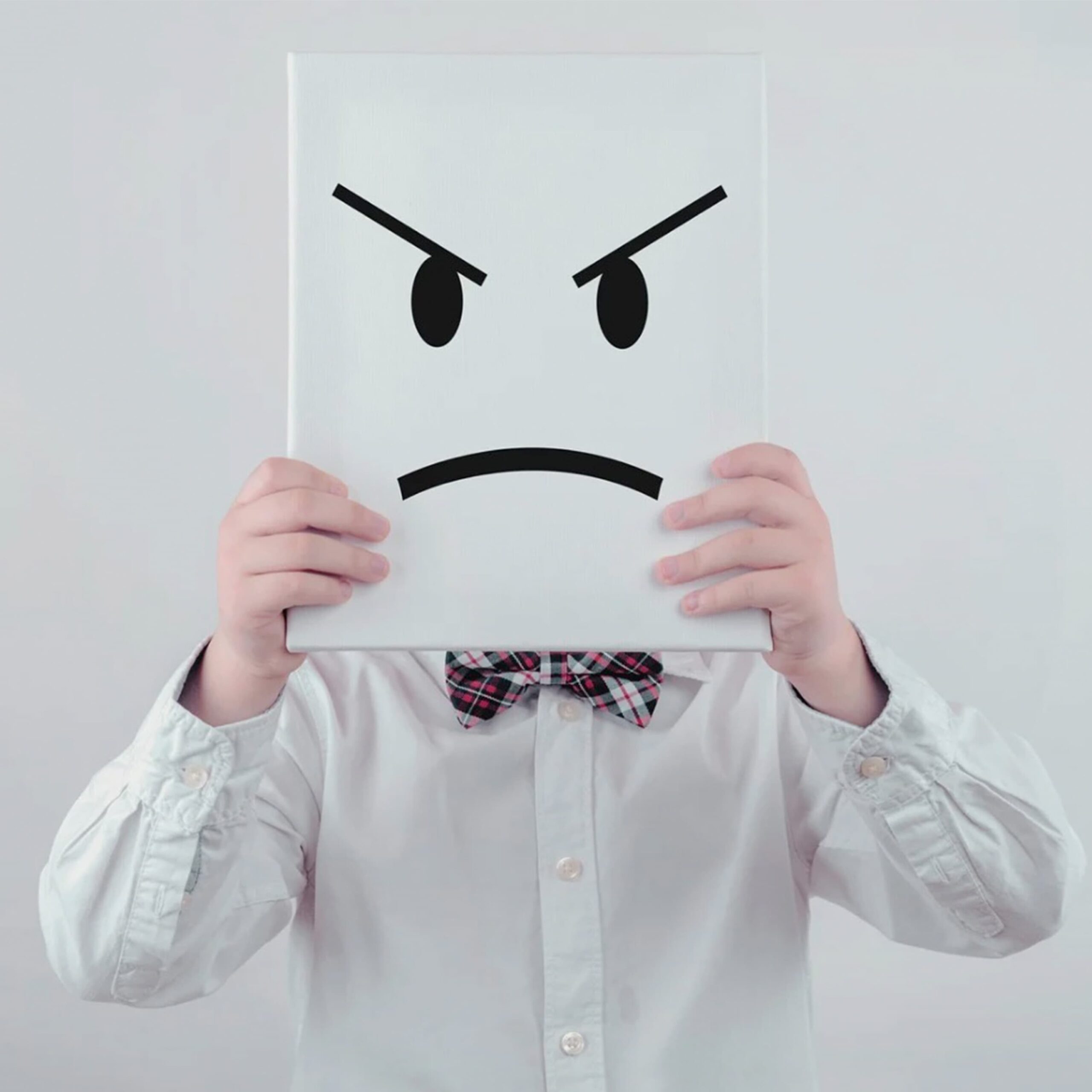 Moje dziecko mnie bije… 8 sposobów na poskromienie agresora.